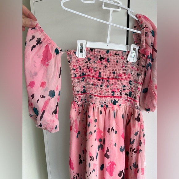 Lovely Pink Dress- - Picture 3 of 4